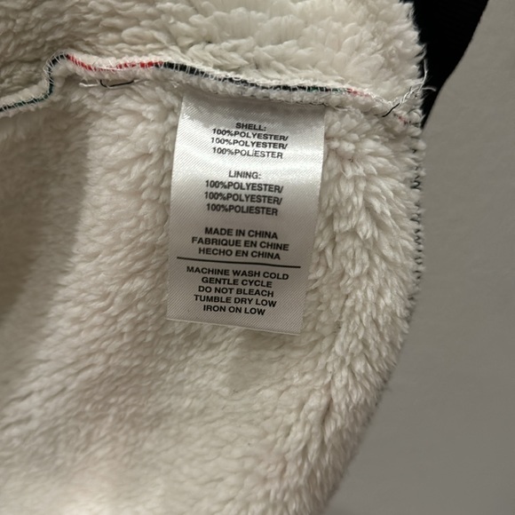 ADTN Santa Fairisle Fleece Lined Hoodie Size Small NWT - Picture 4 of 4